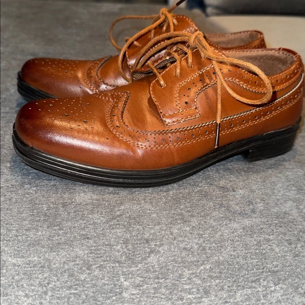 Deer Stags-Boys' Brown Formal Dress Shoes Size Big Kid 3